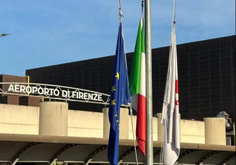 bandiere_firenze1.jpg bandiere_firenze1.jpg